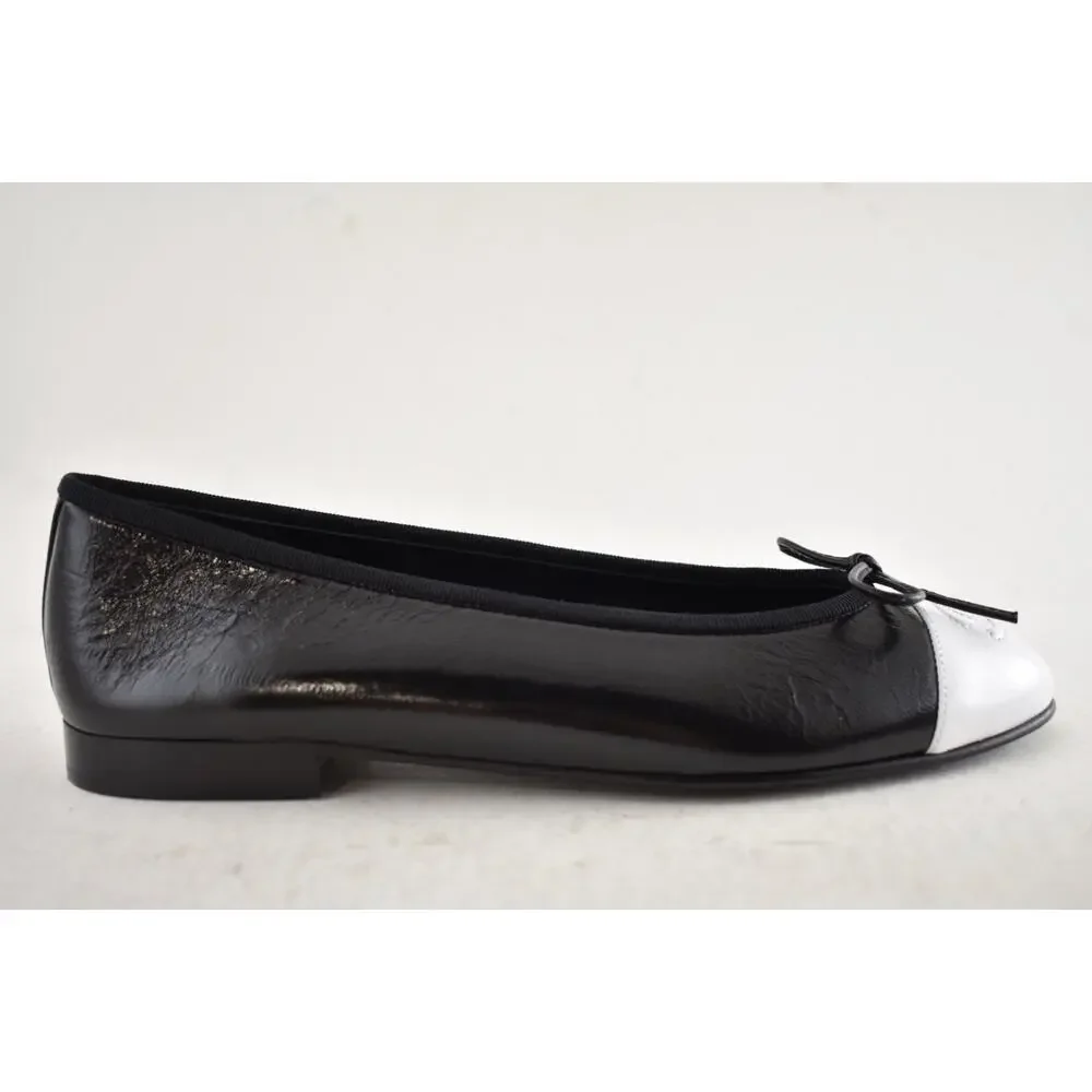 Chanel 26S Black White Crumpled Shiny Lambskin CC Bow Ballet Ballerina Flat 39.5 - Picture 3 of 16